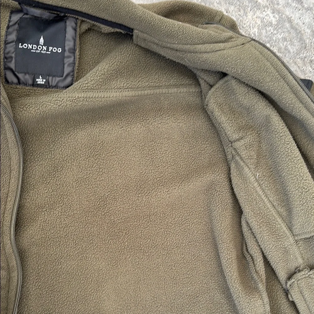 NWOT London Fog Men’s Green Fleece Zip Up Shirt, Fall, Zipper Pockets, Size L - Picture 13 of 17